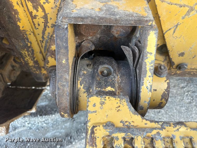 image for item DQ4228 2015 Caterpillar D6K2XL dozer