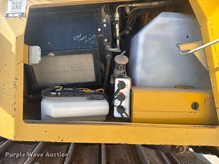 image for item DQ4228 2015 Caterpillar D6K2XL dozer