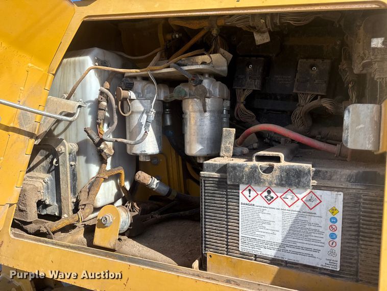 image for item DQ4228 2015 Caterpillar D6K2XL dozer