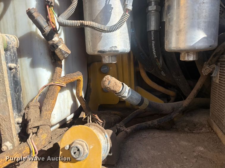 image for item DQ4228 2015 Caterpillar D6K2XL dozer