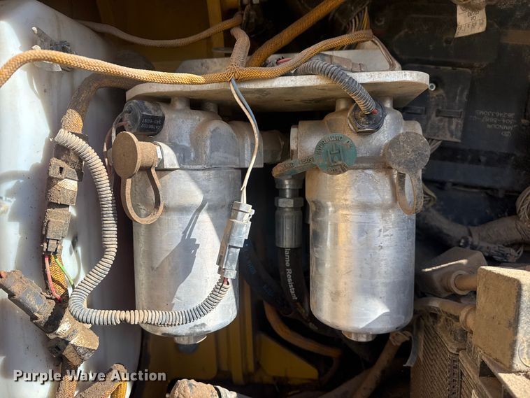 image for item DQ4228 2015 Caterpillar D6K2XL dozer