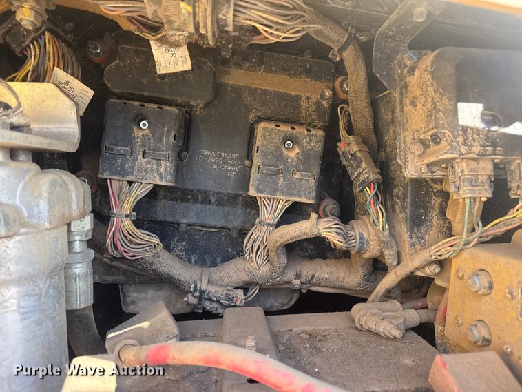 image for item DQ4228 2015 Caterpillar D6K2XL dozer