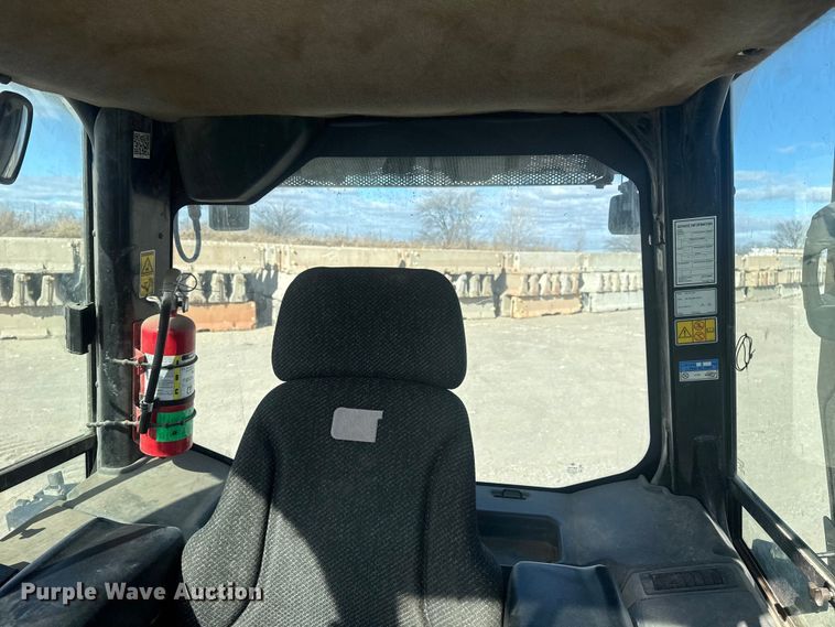 image for item DQ4228 2015 Caterpillar D6K2XL dozer