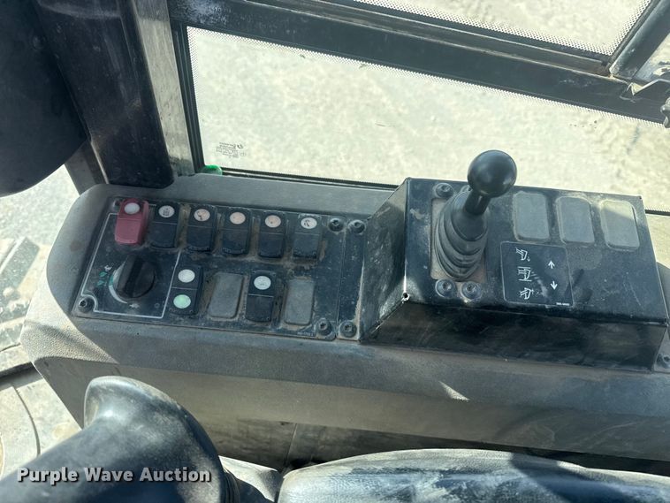 image for item DQ4228 2015 Caterpillar D6K2XL dozer