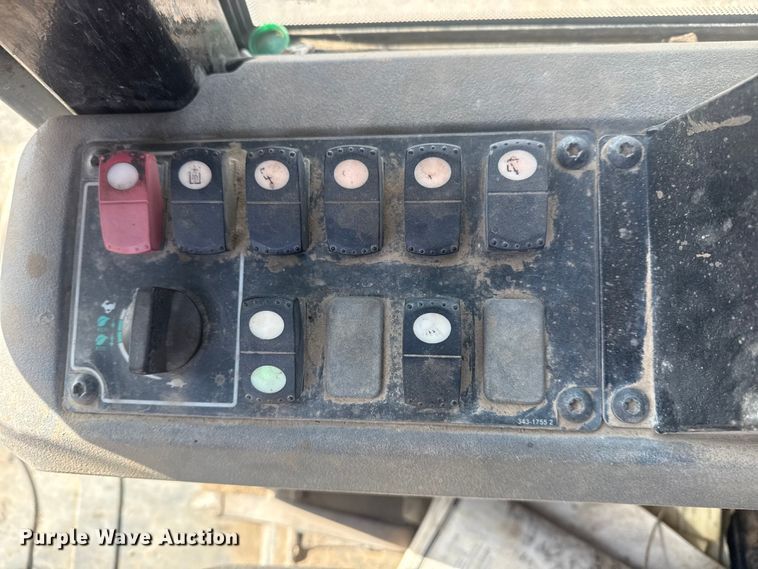 image for item DQ4228 2015 Caterpillar D6K2XL dozer