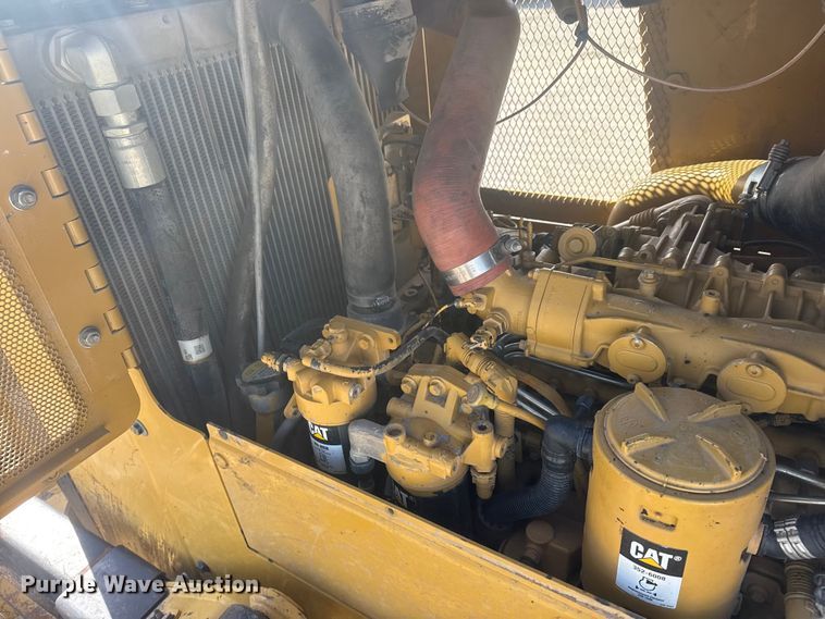 image for item DQ4228 2015 Caterpillar D6K2XL dozer