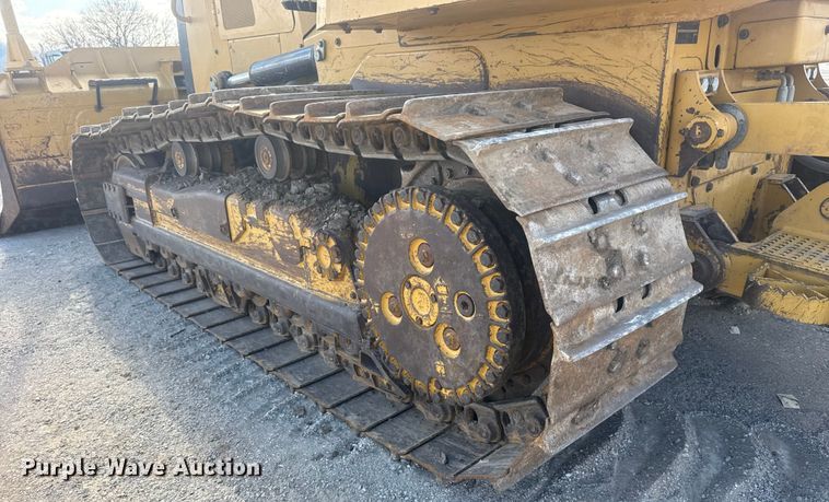 image for item DQ4228 2015 Caterpillar D6K2XL dozer