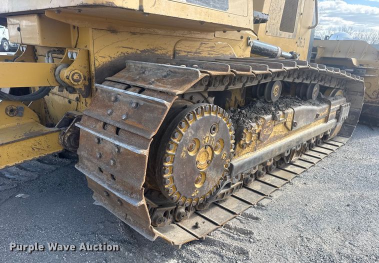 image for item DQ4228 2015 Caterpillar D6K2XL dozer