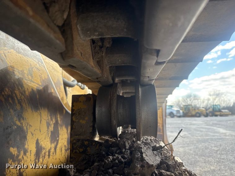 image for item DQ4228 2015 Caterpillar D6K2XL dozer