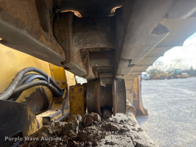 image for item DQ4228 2015 Caterpillar D6K2XL dozer