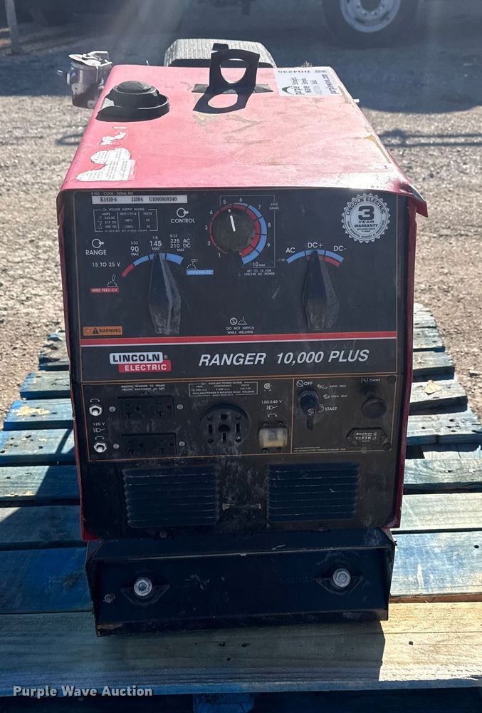 image for item DQ4235 Lincoln Electric Ranger 10,000 Plus welder/generator