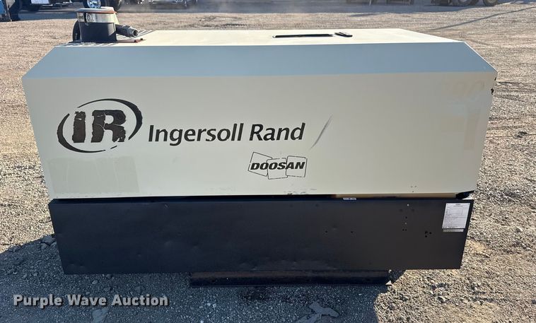 image for item DQ4236 2011 Ingersoll Rand P90 air compressor