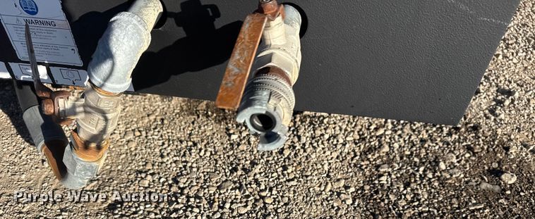 image for item DQ4236 2011 Ingersoll Rand P90 air compressor