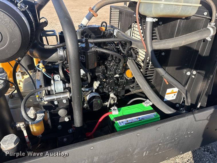 image for item DQ4236 2011 Ingersoll Rand P90 air compressor