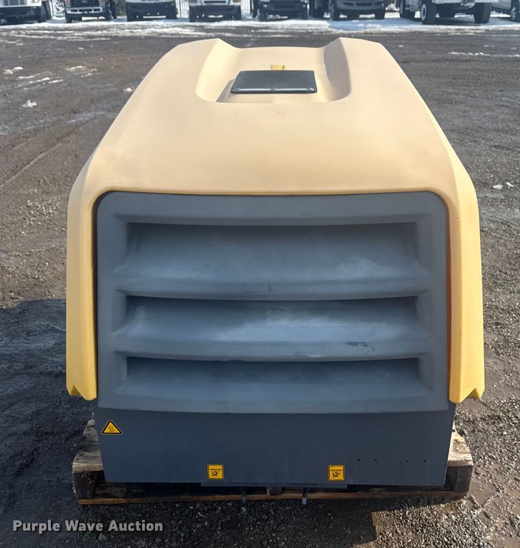 image for item DQ4243 2017 Atlas Copco XAS110 air compressor