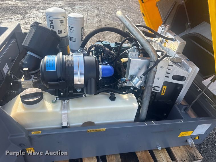 image for item DQ4243 2017 Atlas Copco XAS110 air compressor
