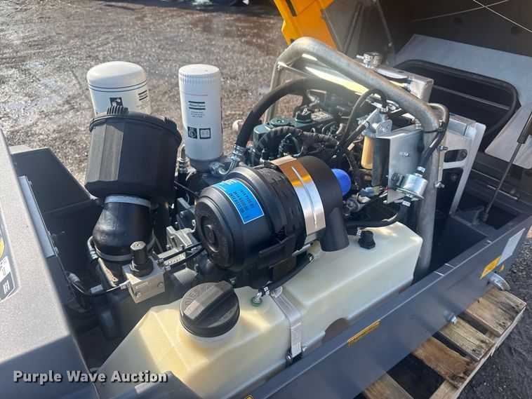 image for item DQ4243 2017 Atlas Copco XAS110 air compressor