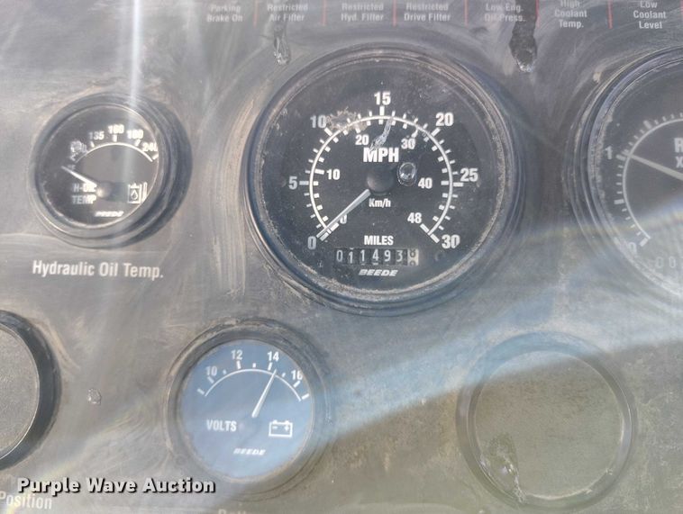 image for item DT0856 2006 Elgin Pelican Series P street sweeper