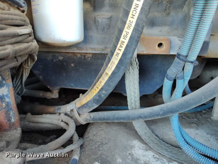 image for item DT0856 2006 Elgin Pelican Series P street sweeper