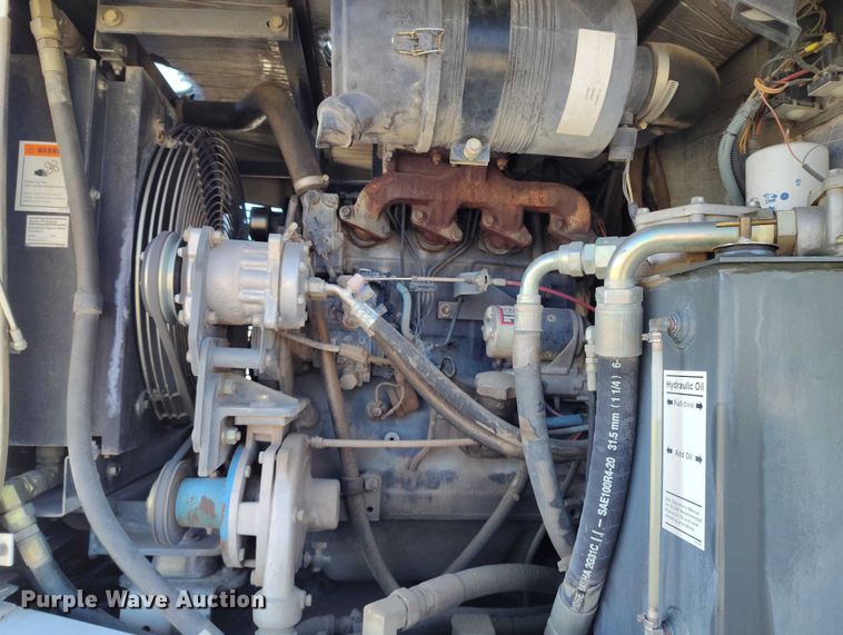 image for item DT0856 2006 Elgin Pelican Series P street sweeper