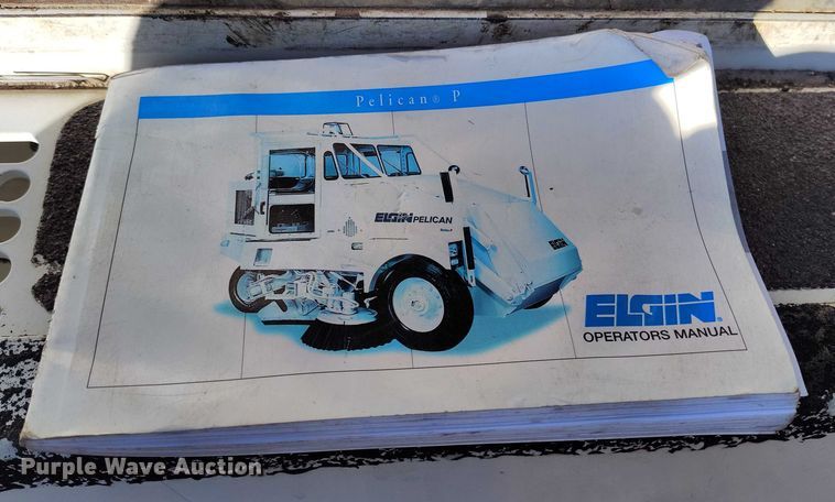 image for item DT0856 2006 Elgin Pelican Series P street sweeper