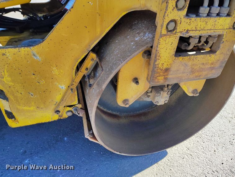 image for item DT0857 2002 Vibromax W355K double drum vibratory roller