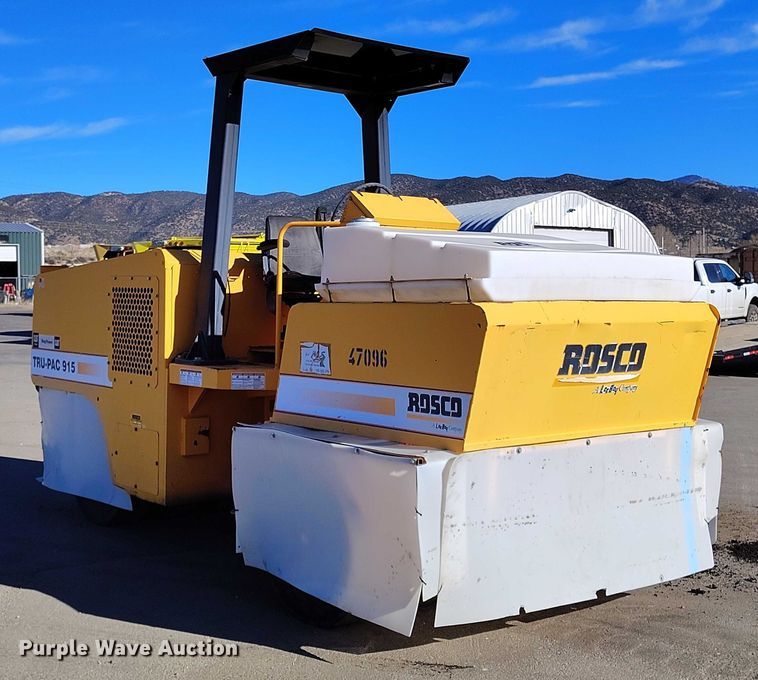 image for item DT0858 Rosco Tru-Pac 915 pneumatic roller