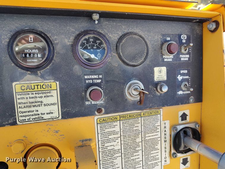 image for item DT0858 Rosco Tru-Pac 915 pneumatic roller