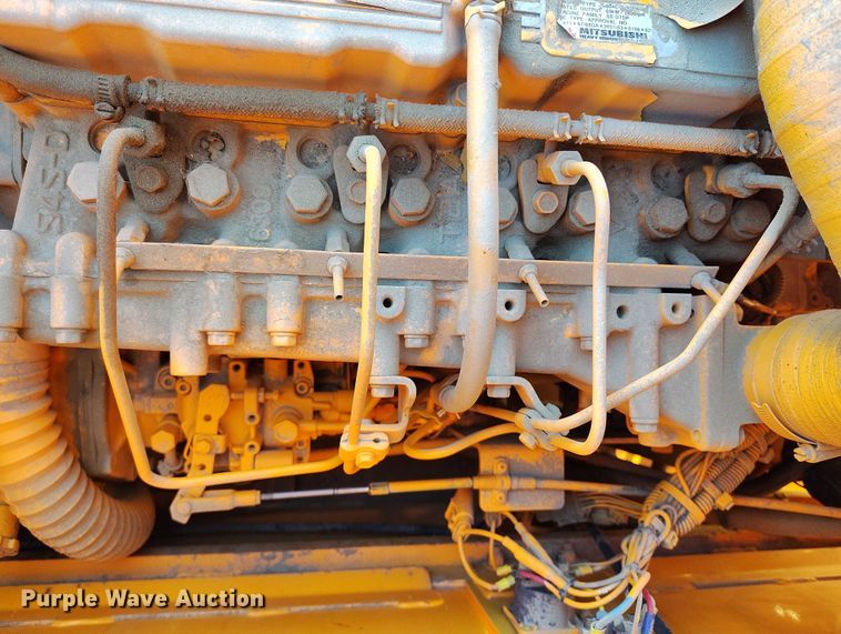 image for item DT0858 Rosco Tru-Pac 915 pneumatic roller