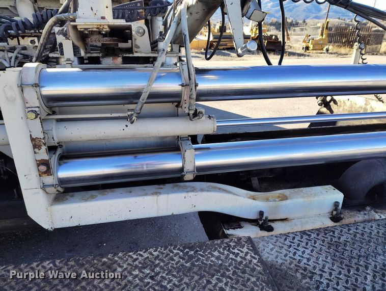 image for item DT0859 Cedar Rapids 461R paver