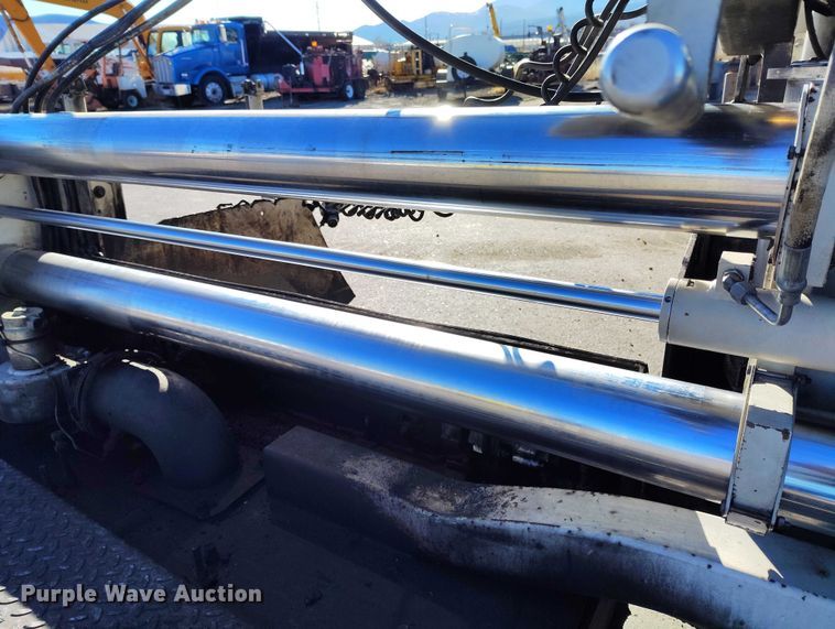 image for item DT0859 Cedar Rapids 461R paver