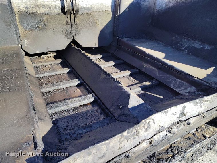 image for item DT0859 Cedar Rapids 461R paver