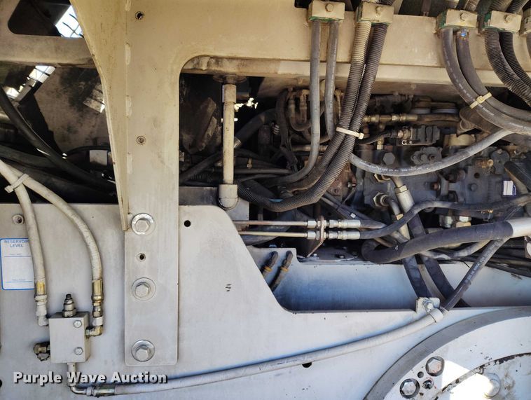 image for item DT0859 Cedar Rapids 461R paver