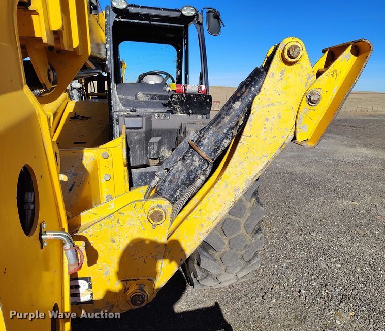 image for item DT0861 2017 JCB 510.56 telehandler