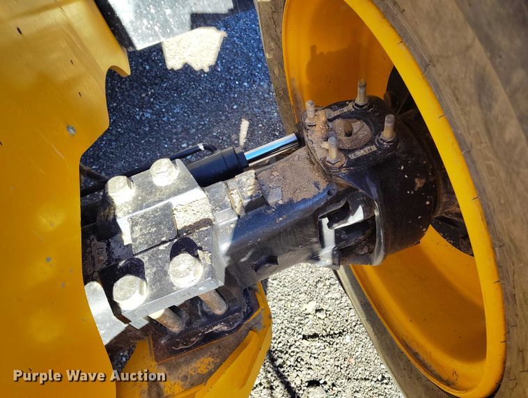 image for item DT0861 2017 JCB 510.56 telehandler