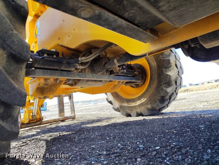 image for item DT0861 2017 JCB 510.56 telehandler