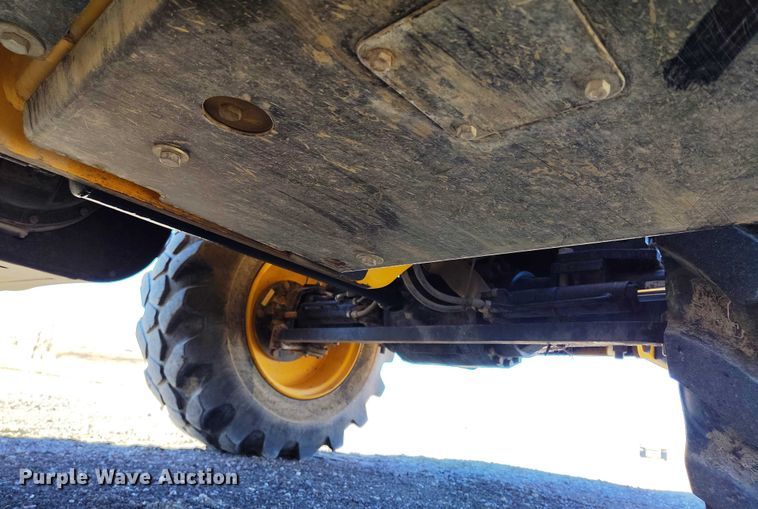 image for item DT0861 2017 JCB 510.56 telehandler