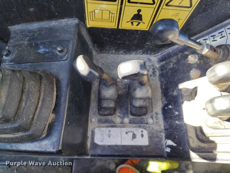 image for item DT0861 2017 JCB 510.56 telehandler