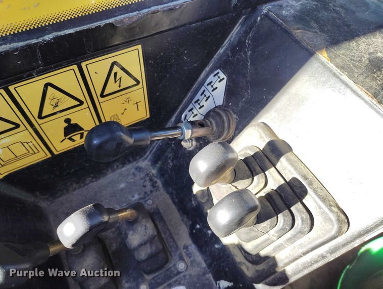 image for item DT0861 2017 JCB 510.56 telehandler