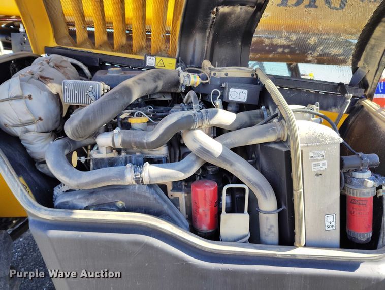 image for item DT0861 2017 JCB 510.56 telehandler