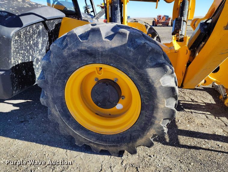 image for item DT0861 2017 JCB 510.56 telehandler