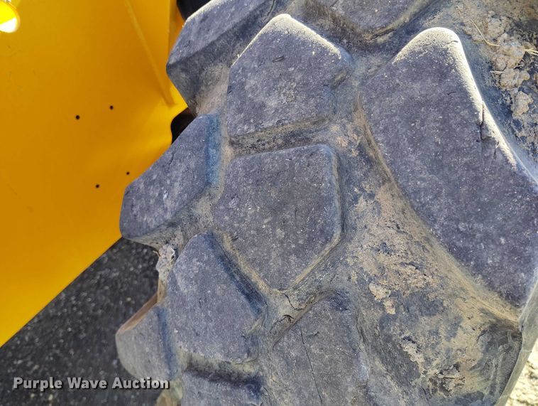 image for item DT0861 2017 JCB 510.56 telehandler