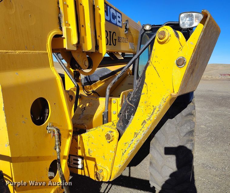 image for item DT0862 2017 JCB 514.56 telehandler