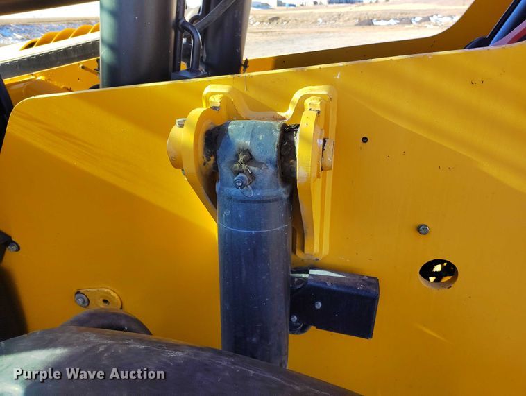 image for item DT0862 2017 JCB 514.56 telehandler