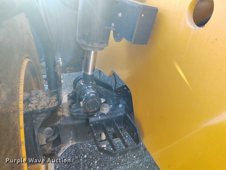 image for item DT0862 2017 JCB 514.56 telehandler