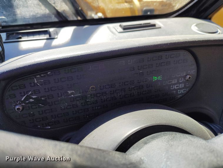 image for item DT0862 2017 JCB 514.56 telehandler