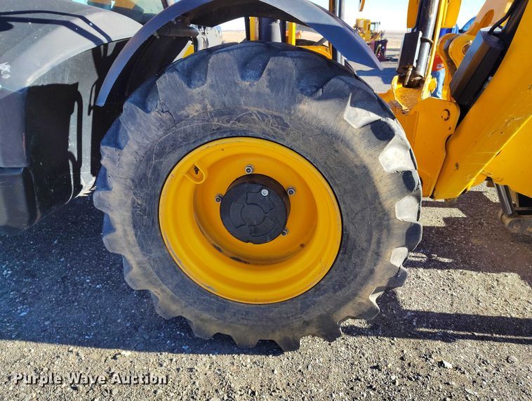 image for item DT0862 2017 JCB 514.56 telehandler