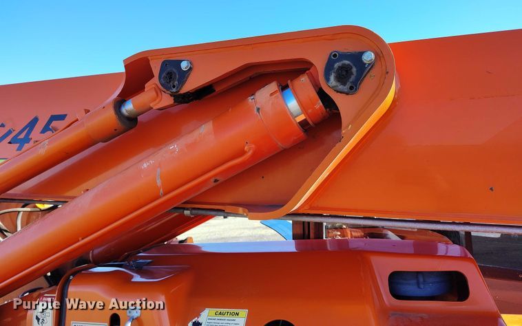 image for item DT0863 2010 Xtreme XR1245 telehandler