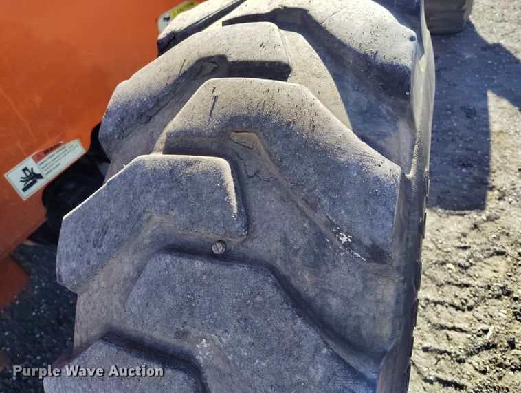 image for item DT0863 2010 Xtreme XR1245 telehandler