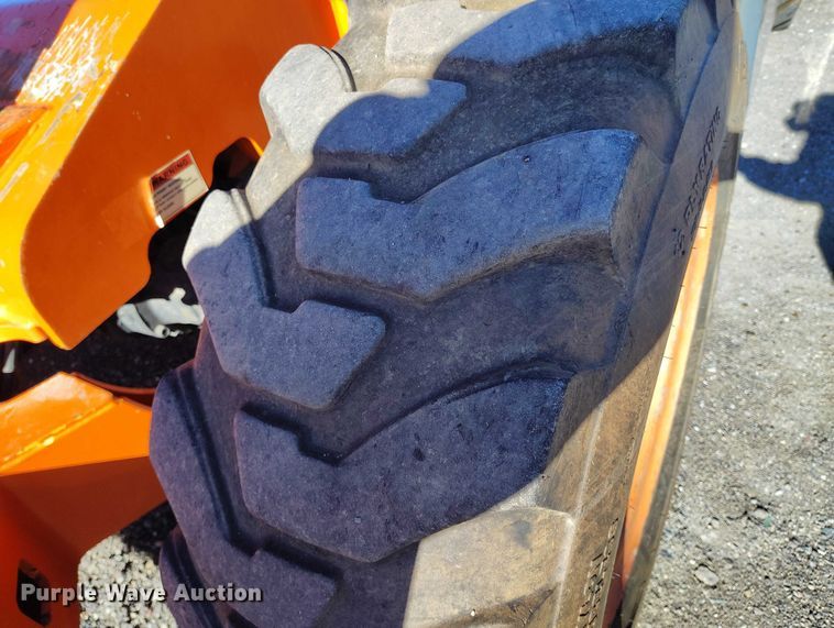 image for item DT0863 2010 Xtreme XR1245 telehandler